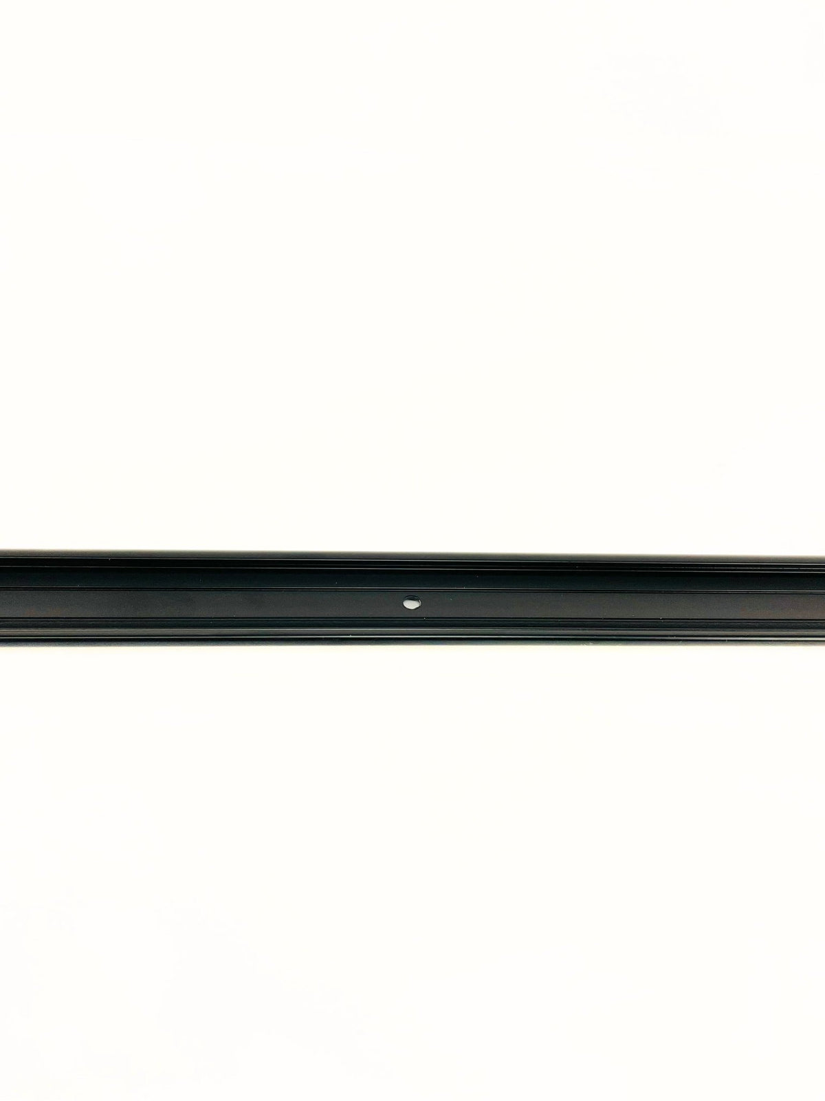 Hillphoenix 4' Black Price Tag Molding 52368790BK