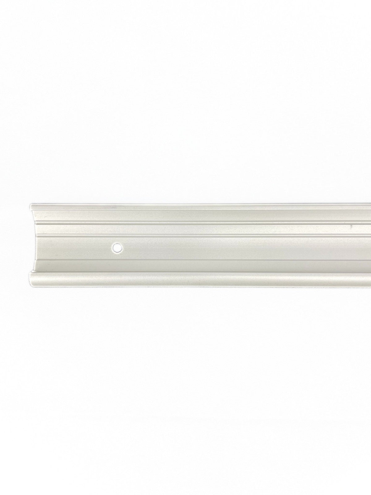 Hillphoenix Tyler 4' Silver Price Tag Molding 52368790