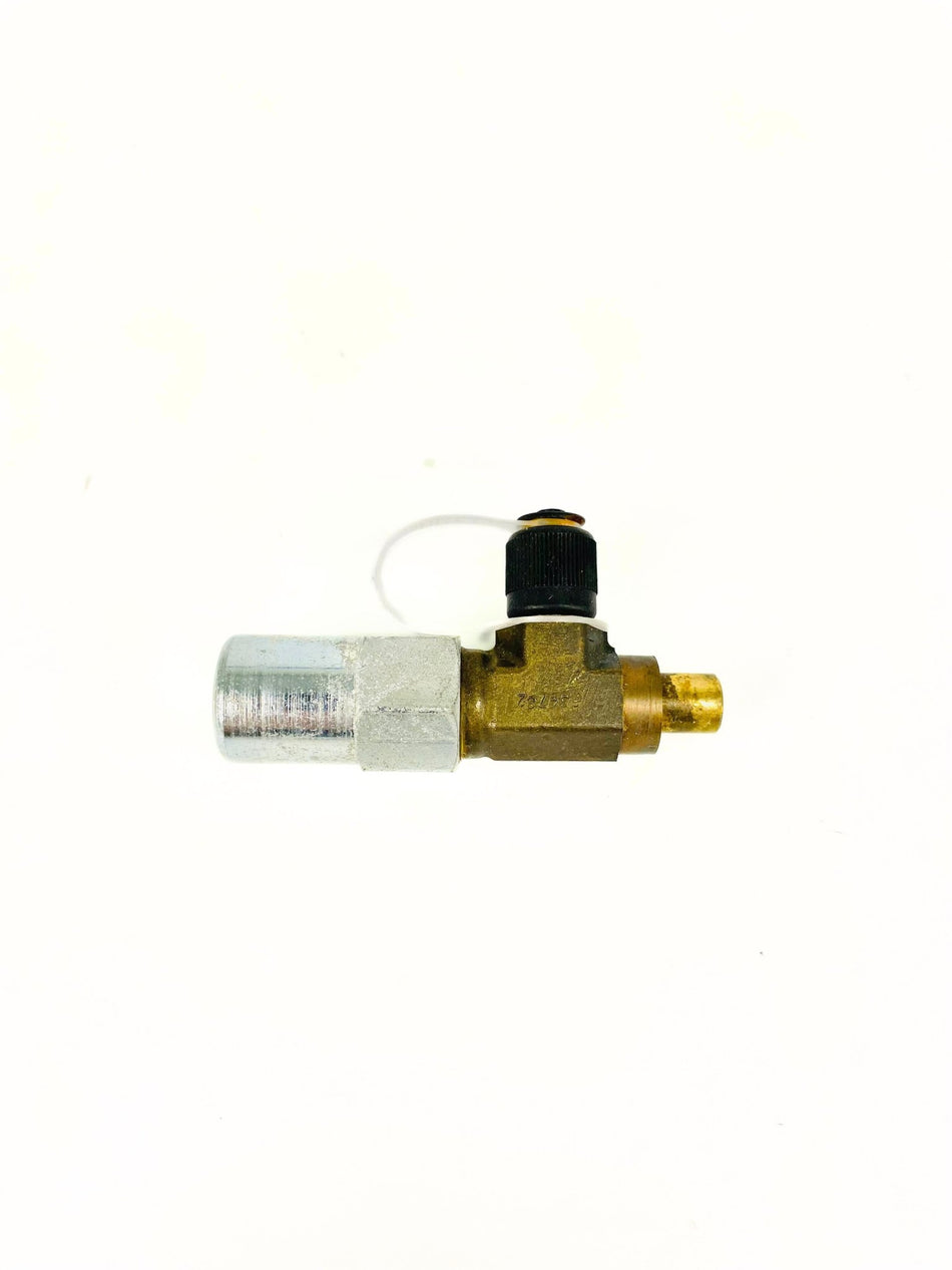 Mueller 1/4" OD Packed Angle Valve A 17502