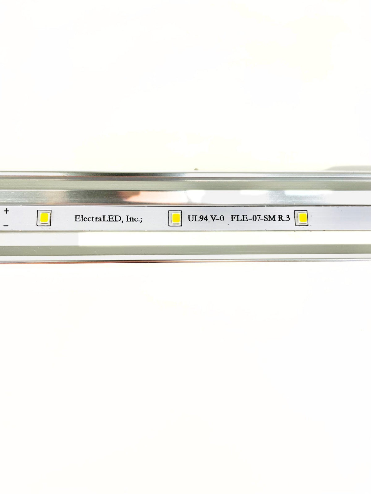 Trader Joes Retrofit Magnetic LED Light Strip 3K EFDS43007OMMX