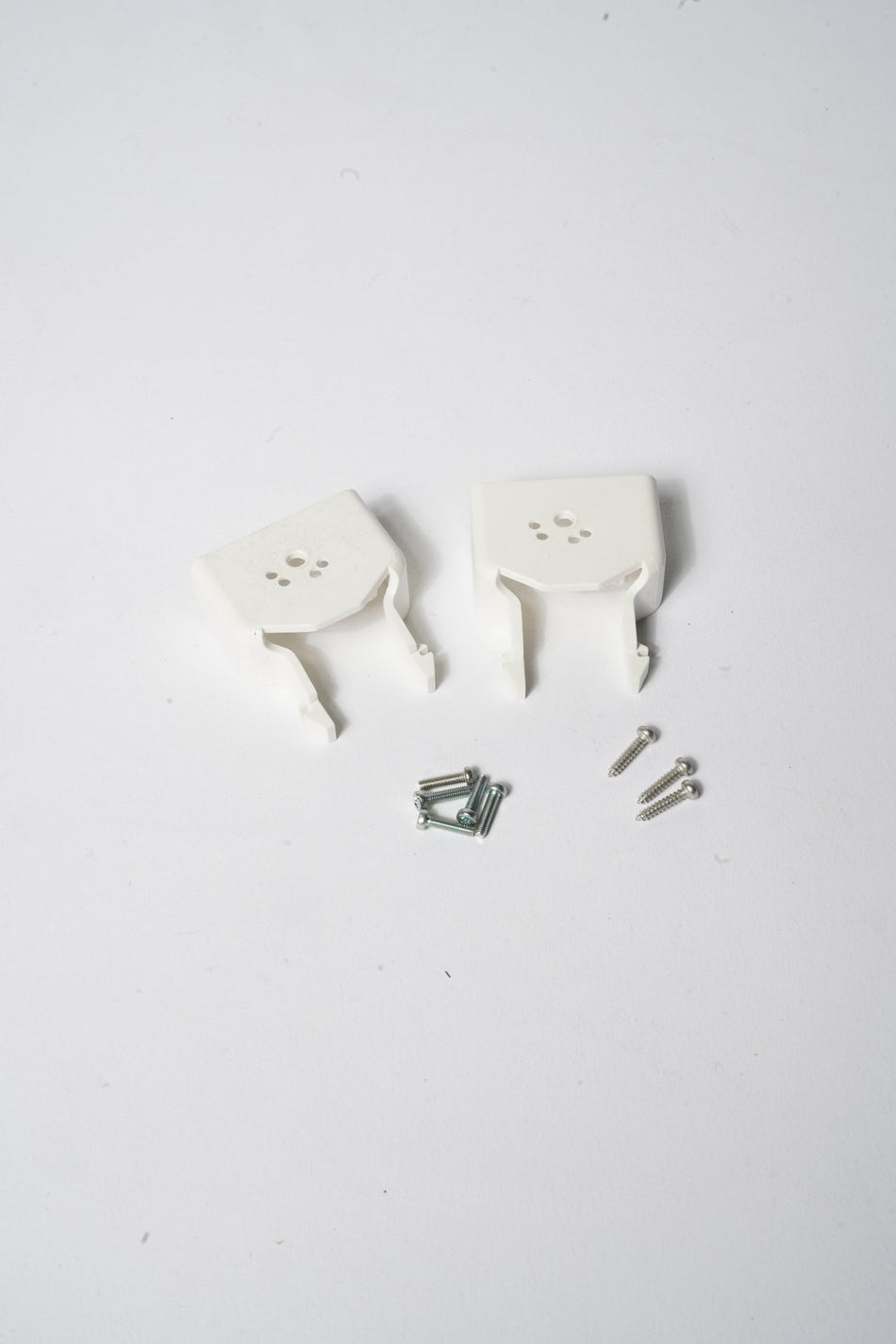 White Clips with Screws, 2-Piece, B223958 - Commercial Climate Supply