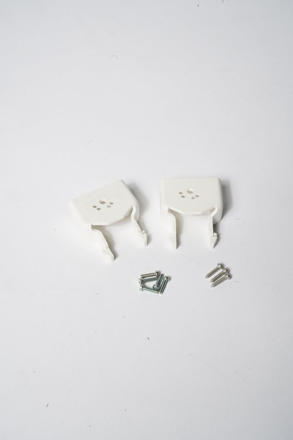 White Clips with Screws, 2-Piece, B223958 - Commercial Climate Supply