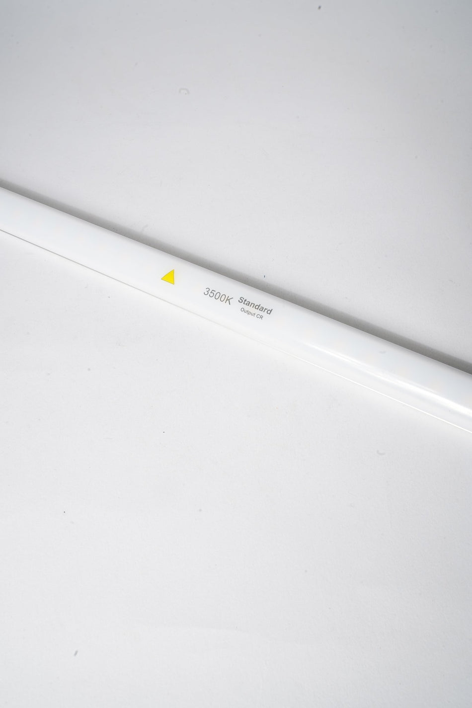 HILL PHOENIX BARKER - 315114 - LED LIGHT 24" C4, DAISY CHAIN 3500K - Commercial Climate Supply